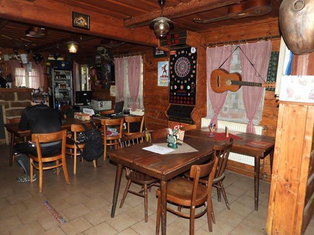 Hotel Drevenka à Provodin Extérieur photo
