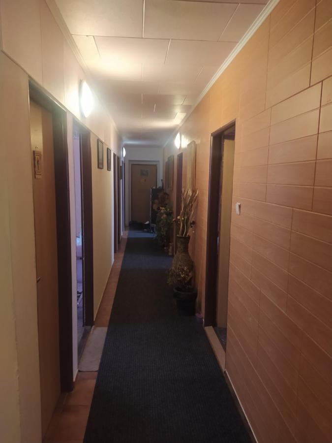 Hotel Drevenka à Provodin Extérieur photo