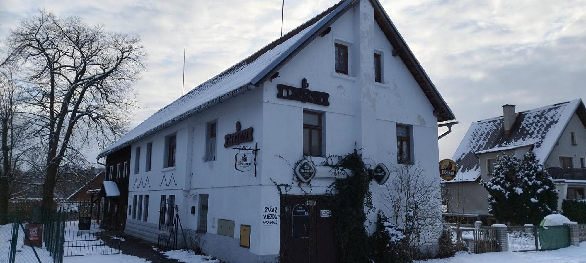 Hotel Drevenka à Provodin Extérieur photo